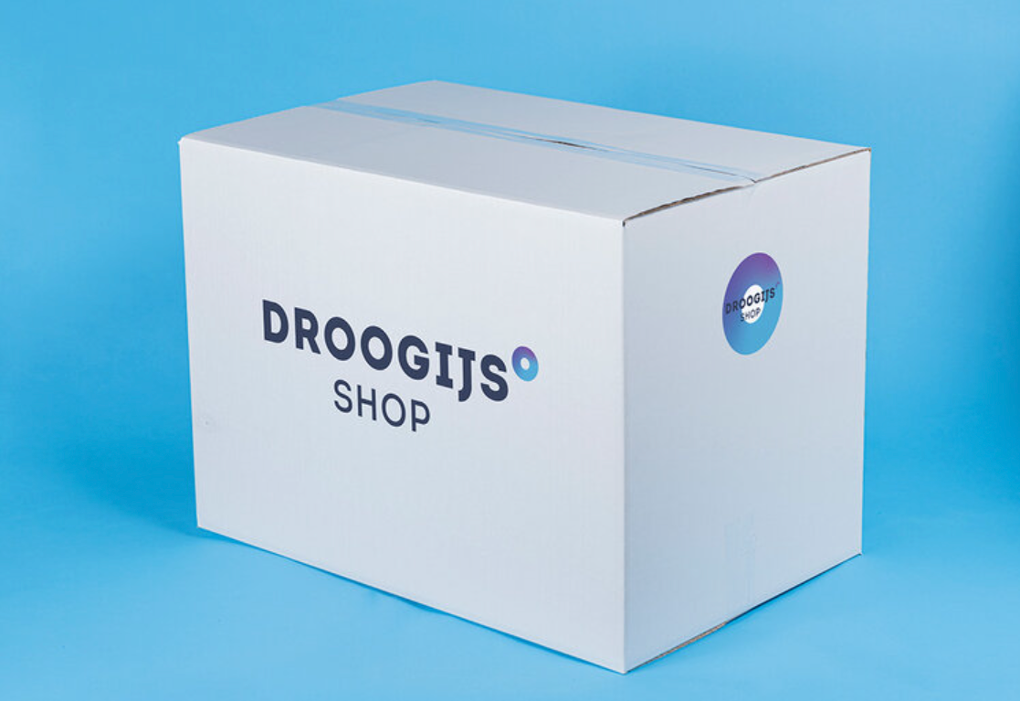 Air freight box including 25 kg dry ice and air freight labels